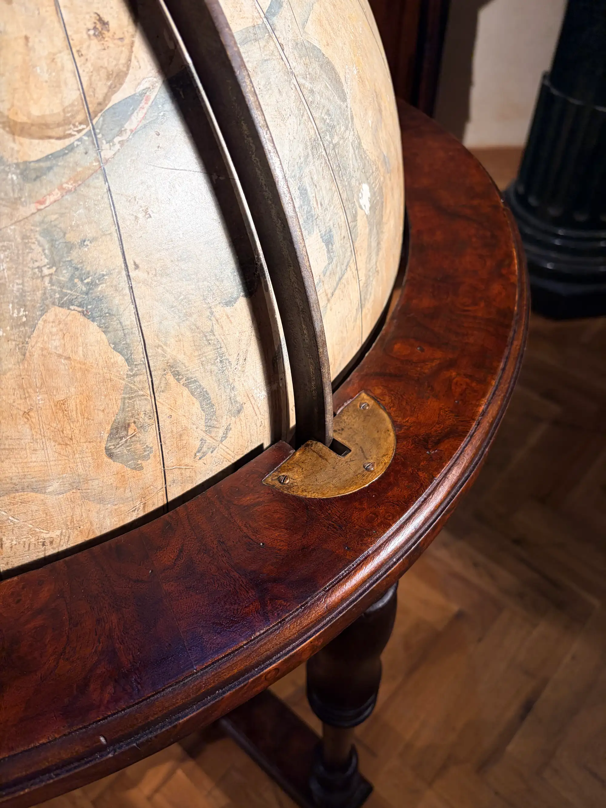 Globo Celeste Italiano del XIX Secolo su Base in Legno Tornito - immagine 9