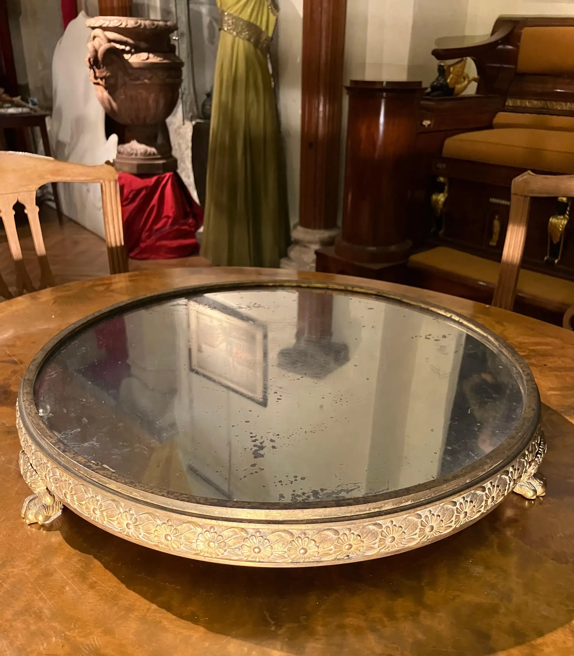 Centrotavola con Specchio del XIX Secolo in Stile Impero Italiano in Bronzo Dorato al Mercurio - immagine 13