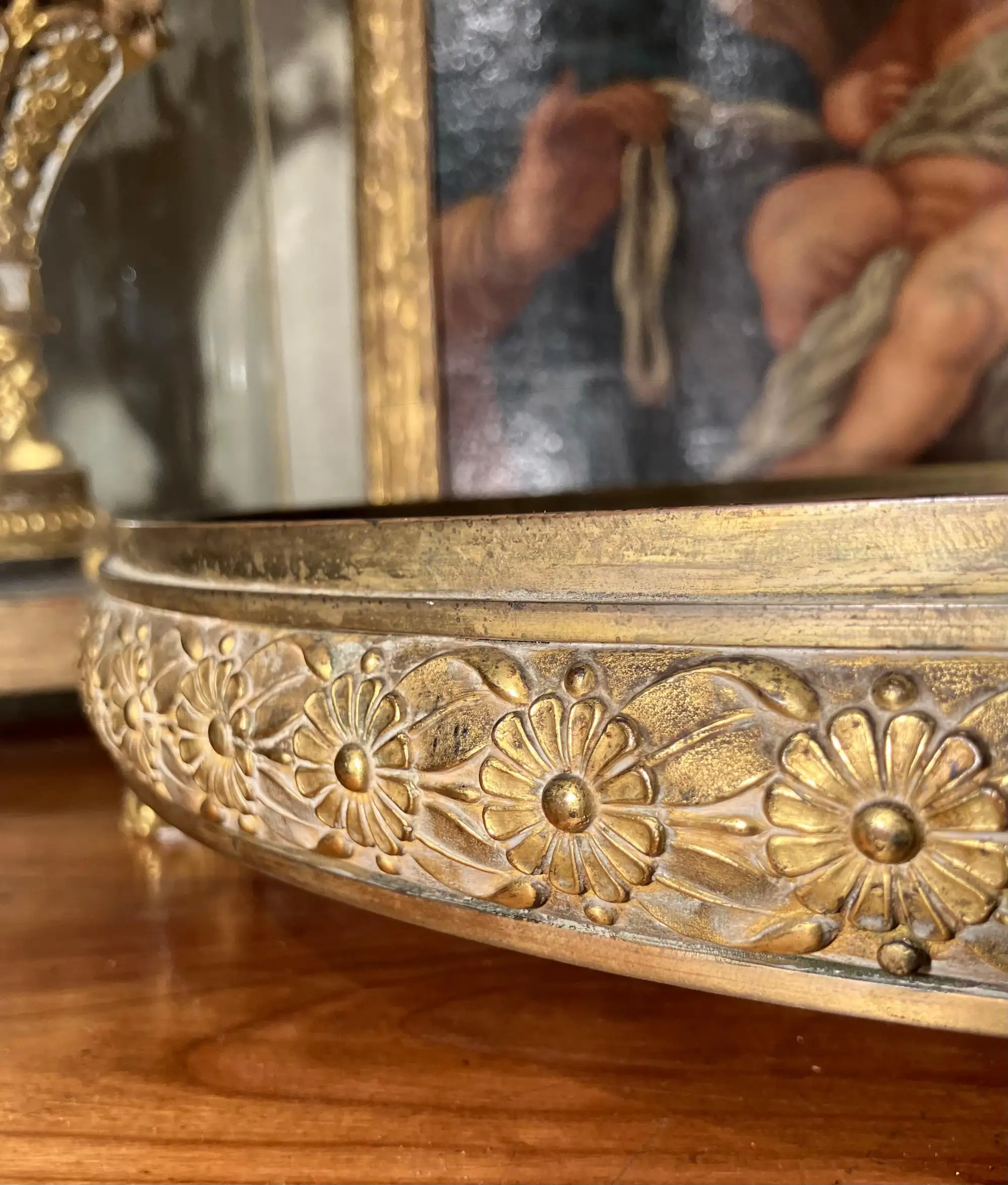 Centrotavola con Specchio del XIX Secolo in Stile Impero Italiano in Bronzo Dorato al Mercurio - immagine 6