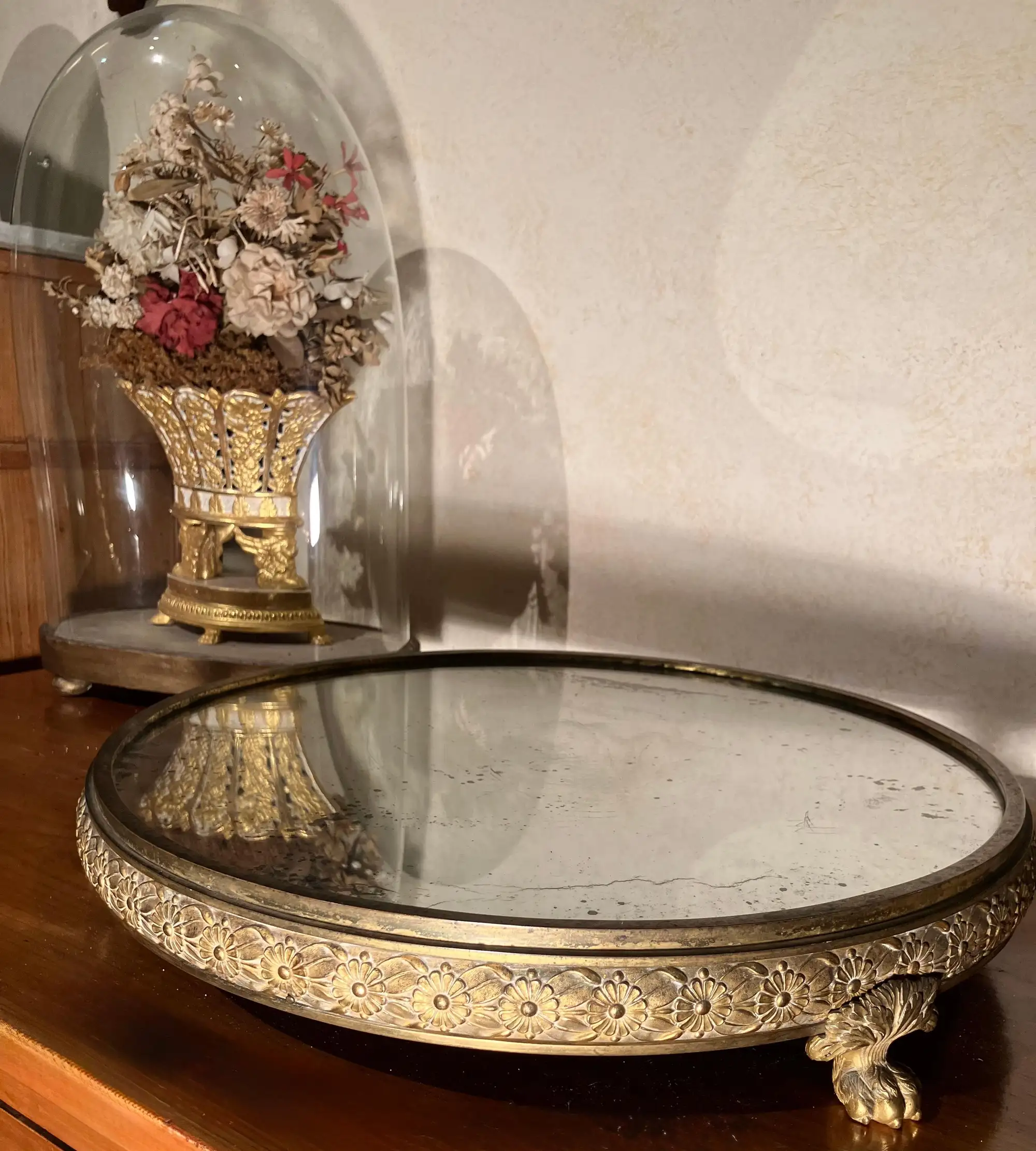 Centrotavola con Specchio del XIX Secolo in Stile Impero Italiano in Bronzo Dorato al Mercurio - immagine 9