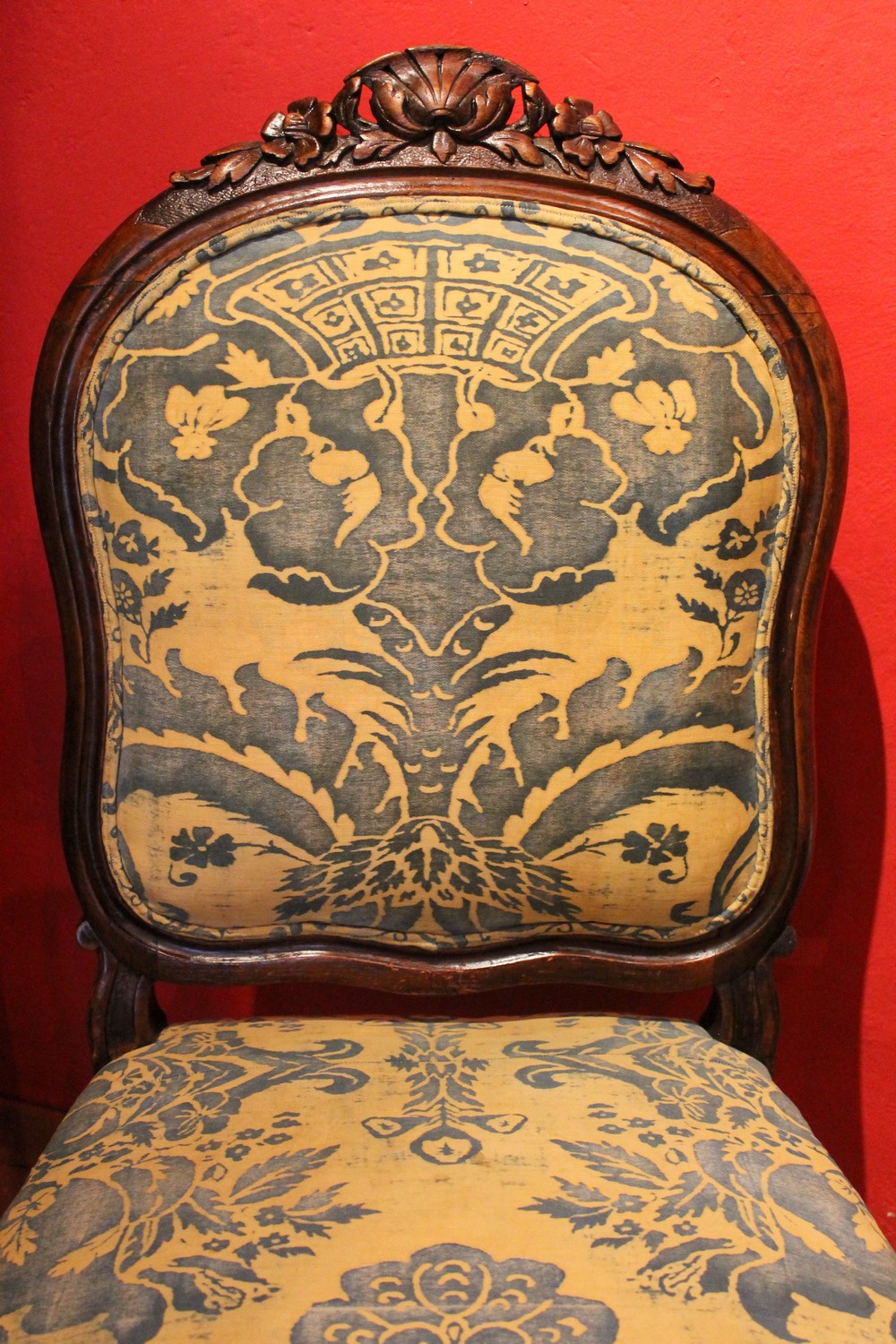 French Louis XV-Style Chair, Parcel-Gilt and Cream Paint, Fortuny Fabric