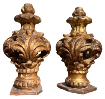 Coppia di Pinnacoli in Legno Intagliato e Dorato, Epoca Luigi XV, XVIII Secolo