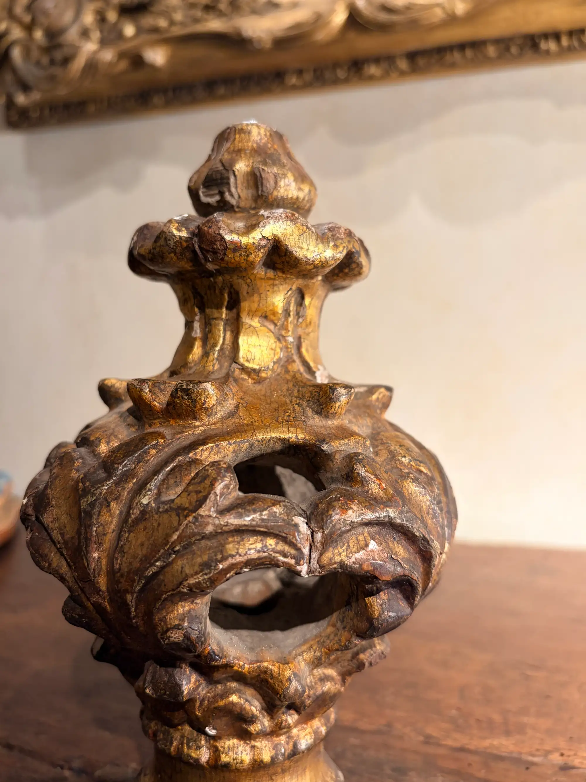 Coppia di Pinnacoli in Legno Intagliato e Dorato, Epoca Luigi XV, XVIII Secolo - immagine 3