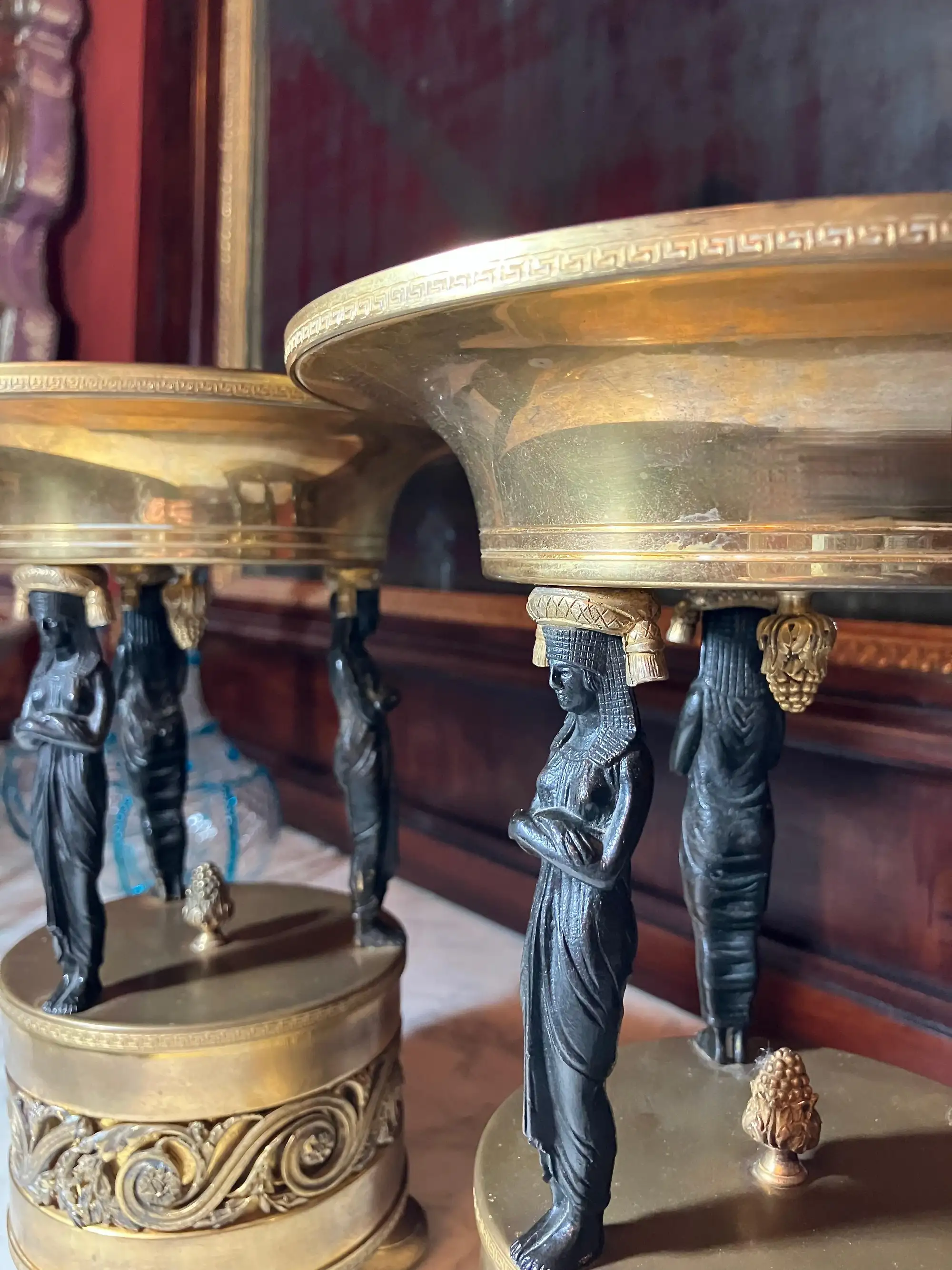 Coppia di Tazze in Bronzo e Ottone del Periodo Impero, XIX Secolo - immagine 8