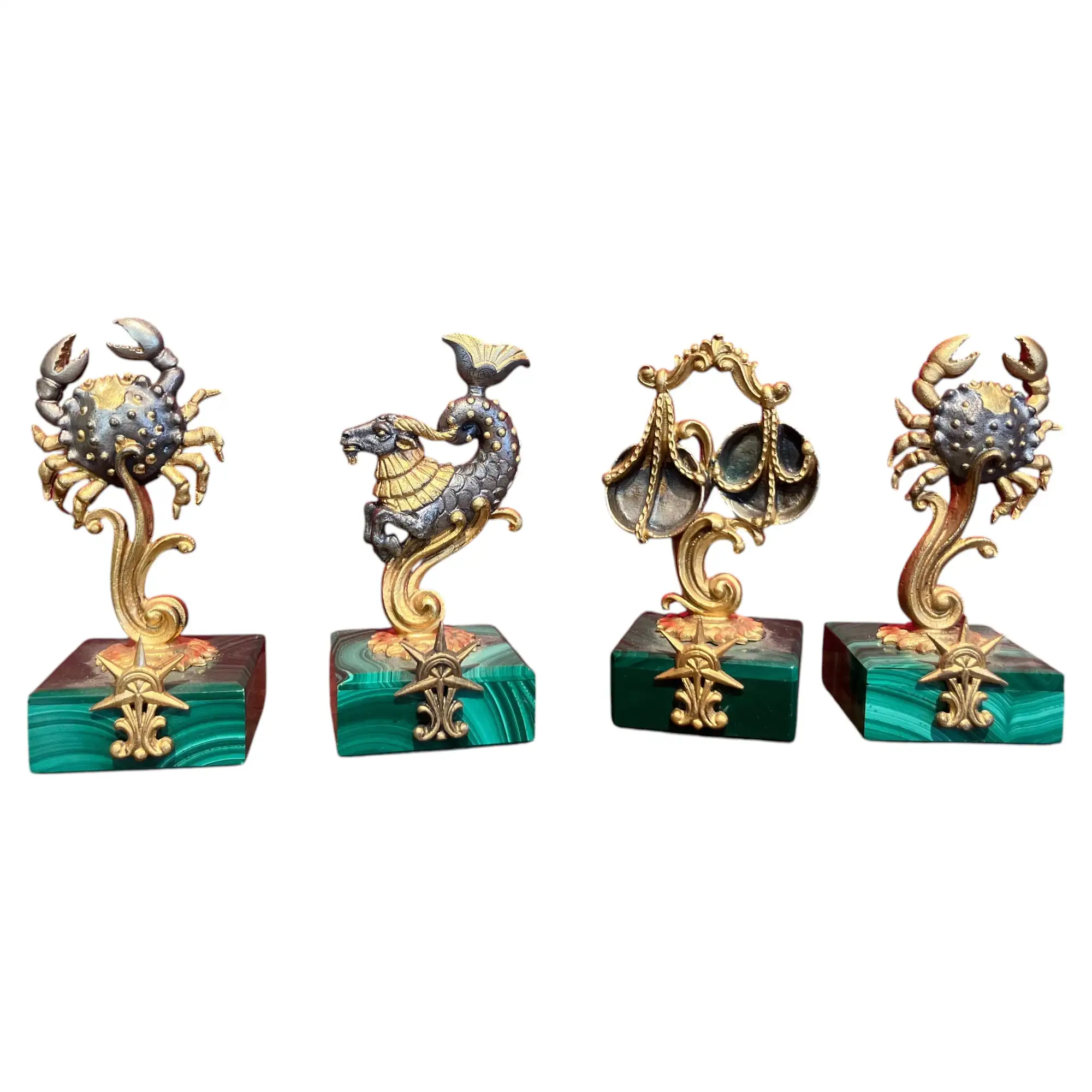 Set di Quattro Portabiglietti da Visita con Segni dello Zodiaco in Argento 800 Dorato con Malachite