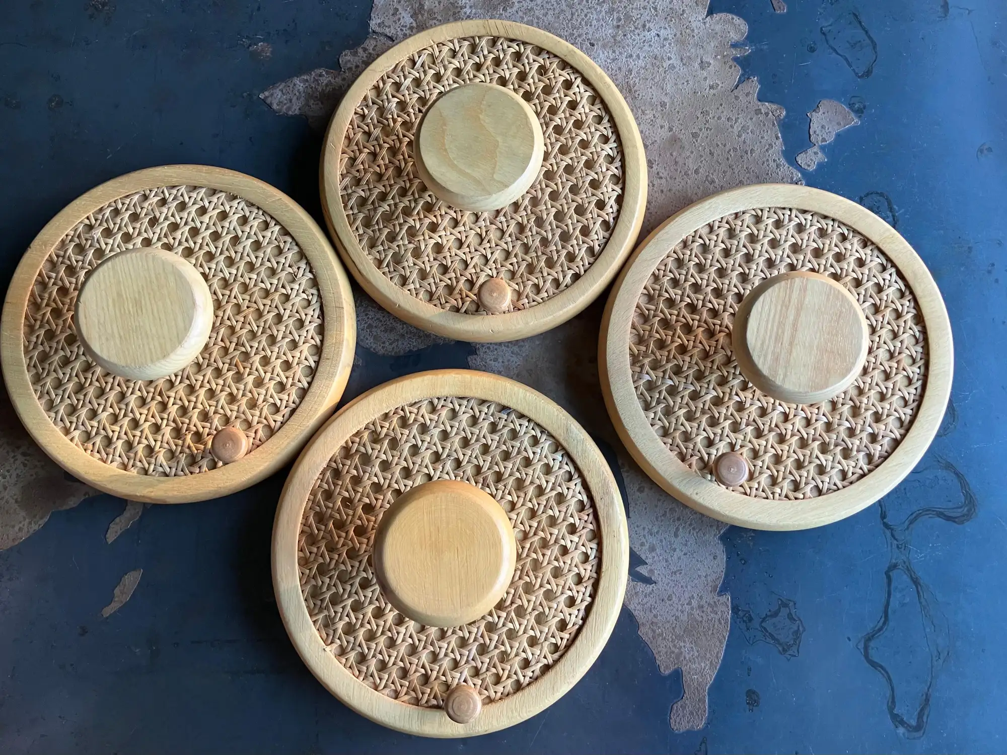 Ganci da Parete in Legno e Paglia in Stile Italiano Moderno di Metà XX Secolo - immagine 3