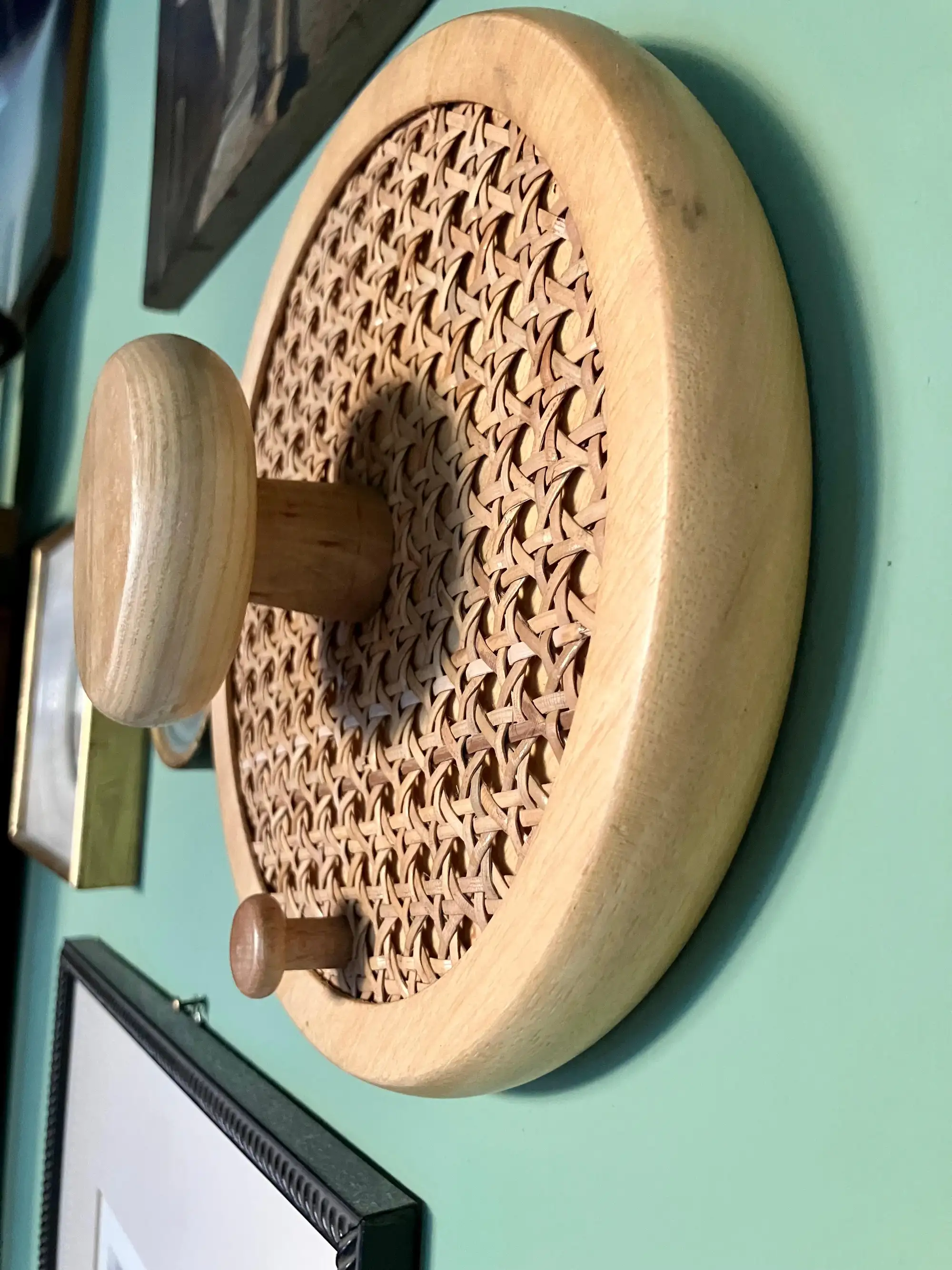 Ganci da Parete in Legno e Paglia in Stile Italiano Moderno di Metà XX Secolo - immagine 5